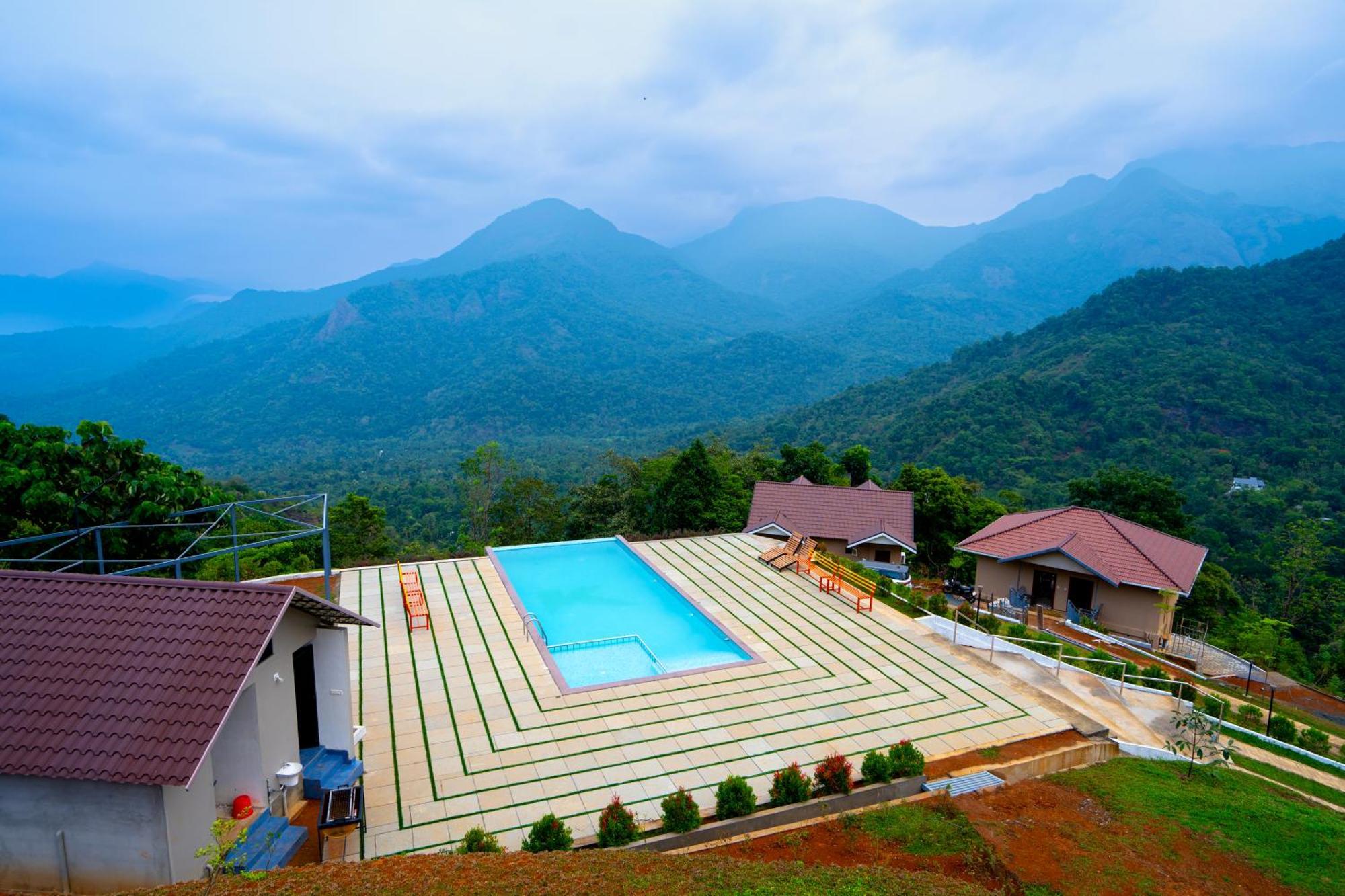 Karimb Resorts Vallikavungal Buitenkant foto