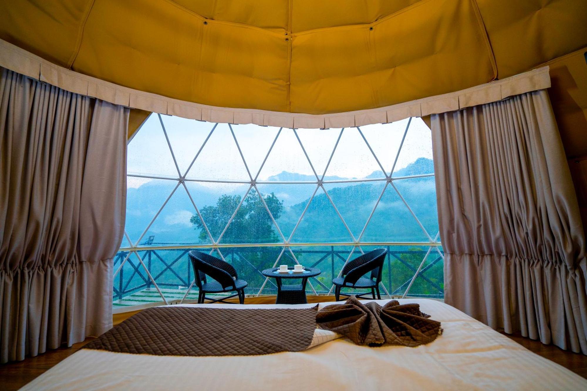 Karimb Resorts Vallikavungal Buitenkant foto