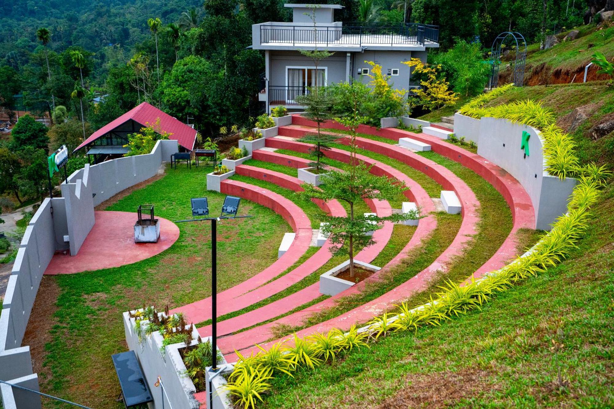 Karimb Resorts Vallikavungal Buitenkant foto
