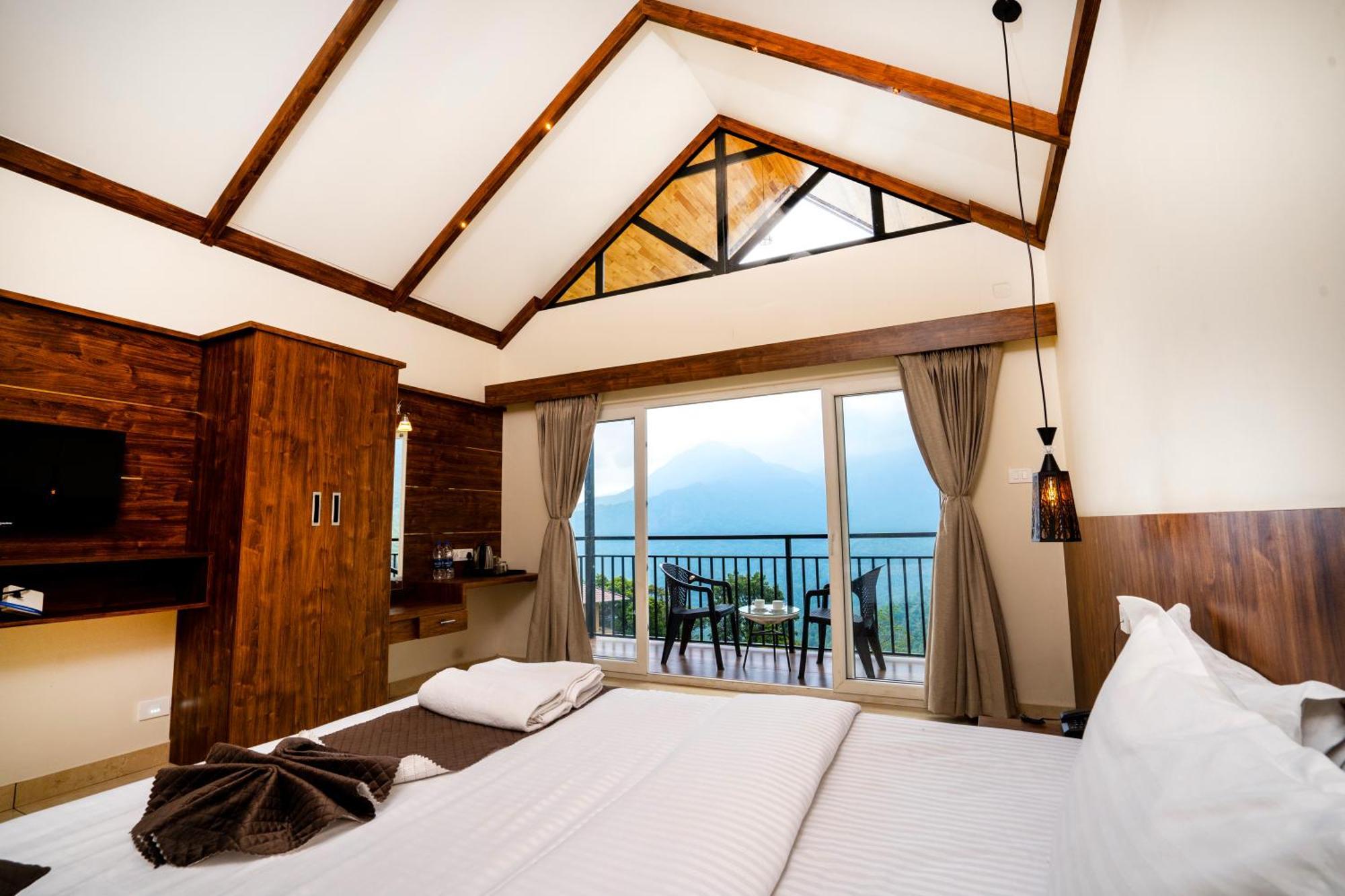 Karimb Resorts Vallikavungal Buitenkant foto