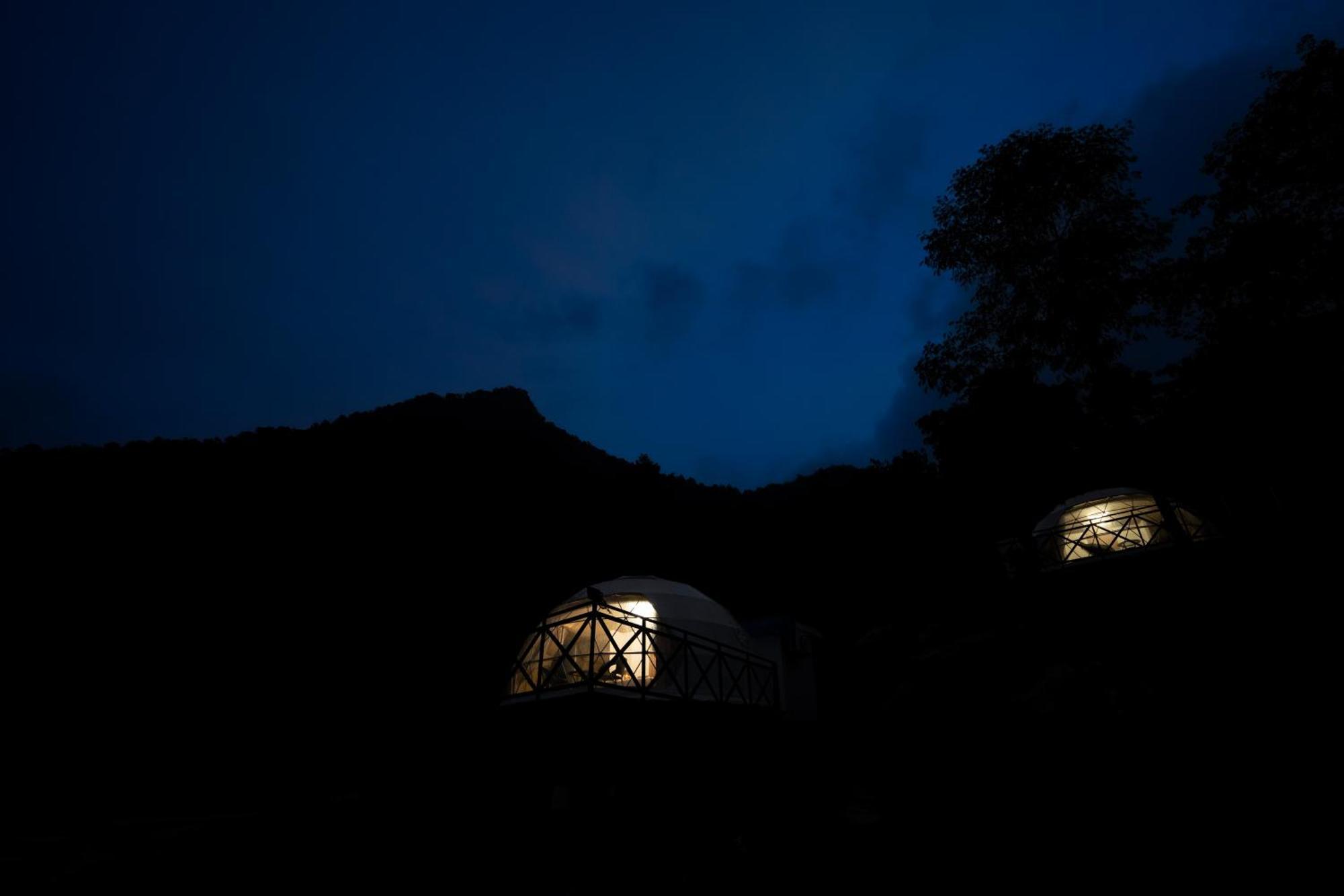 Karimb Resorts Vallikavungal Buitenkant foto